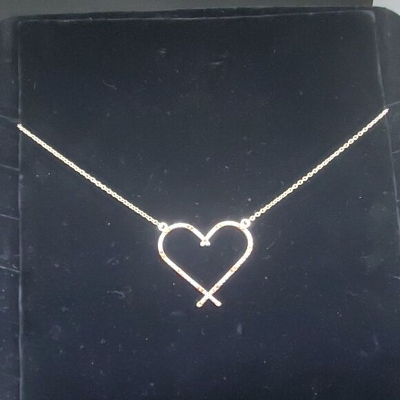 Avon Saq Silver Heart Necklace with Red Rhinestone - Picture 2 of 4